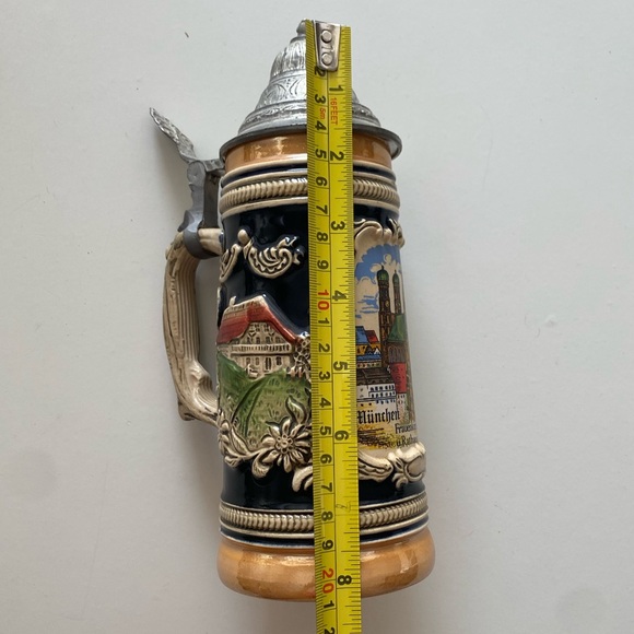 Authentic German beer stein with lid. Antique German beer mug. - Picture 2 of 15